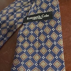 Kenneth Cole Geometric Blue and Brown Tie
